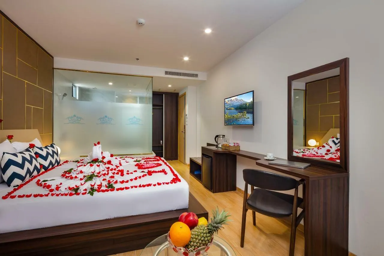 Crown Hotel Nha Trang 4*,