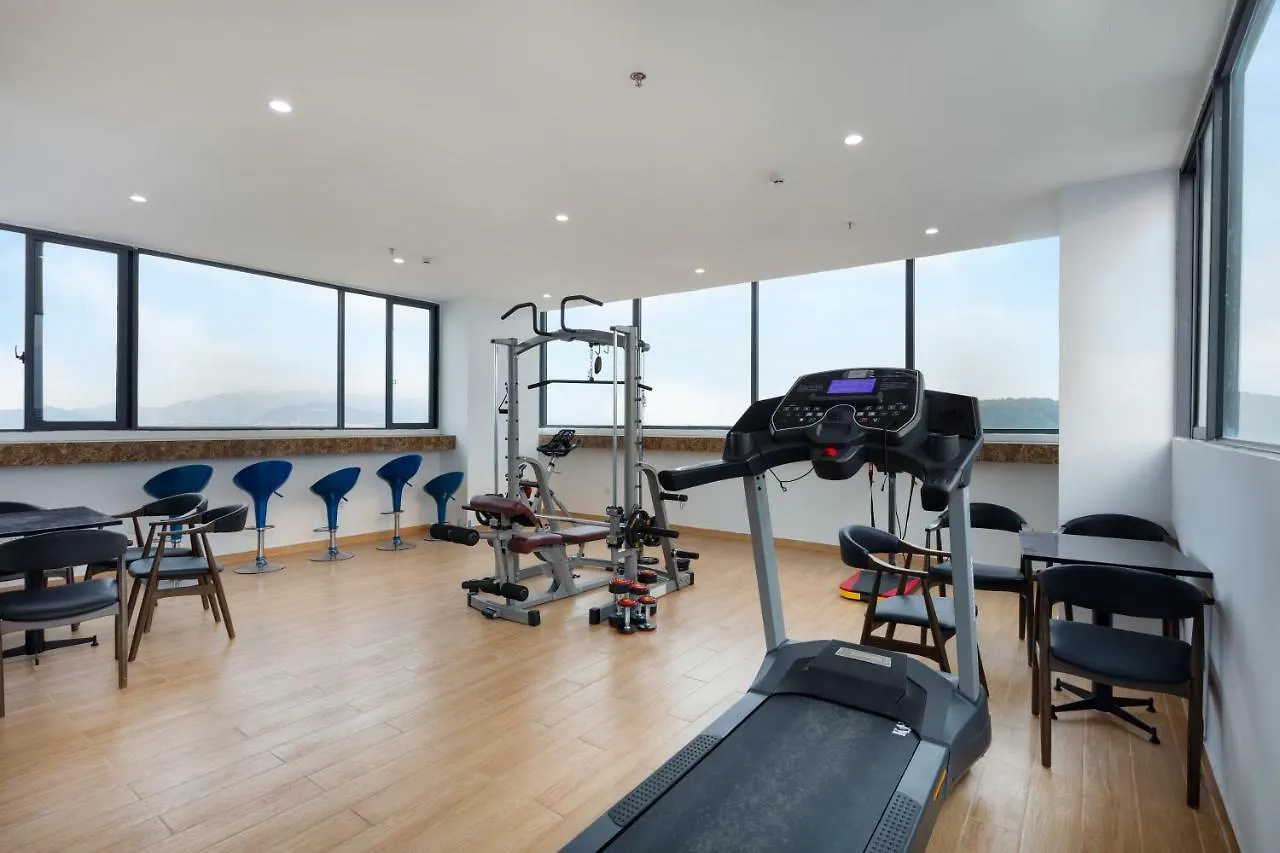 Crown Hotel Nha Trang